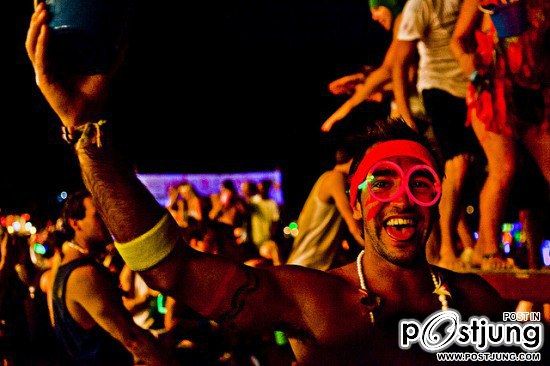 เรามีนัดกันที่ full moon party