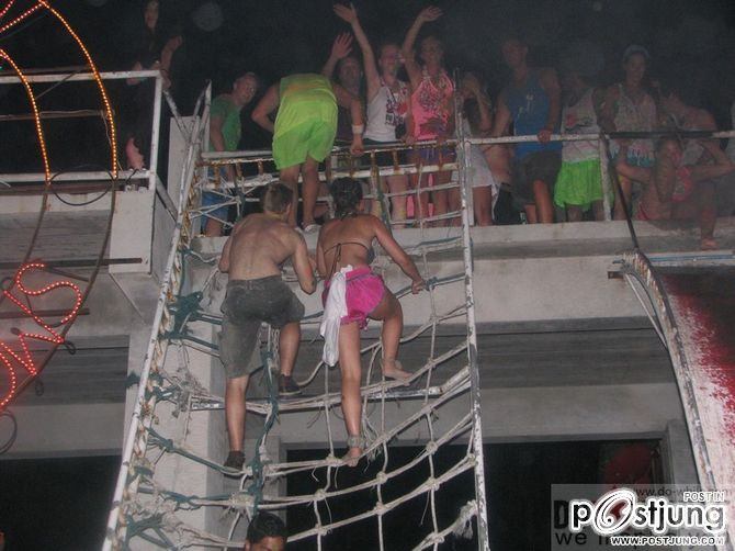 เรามีนัดกันที่ full moon party