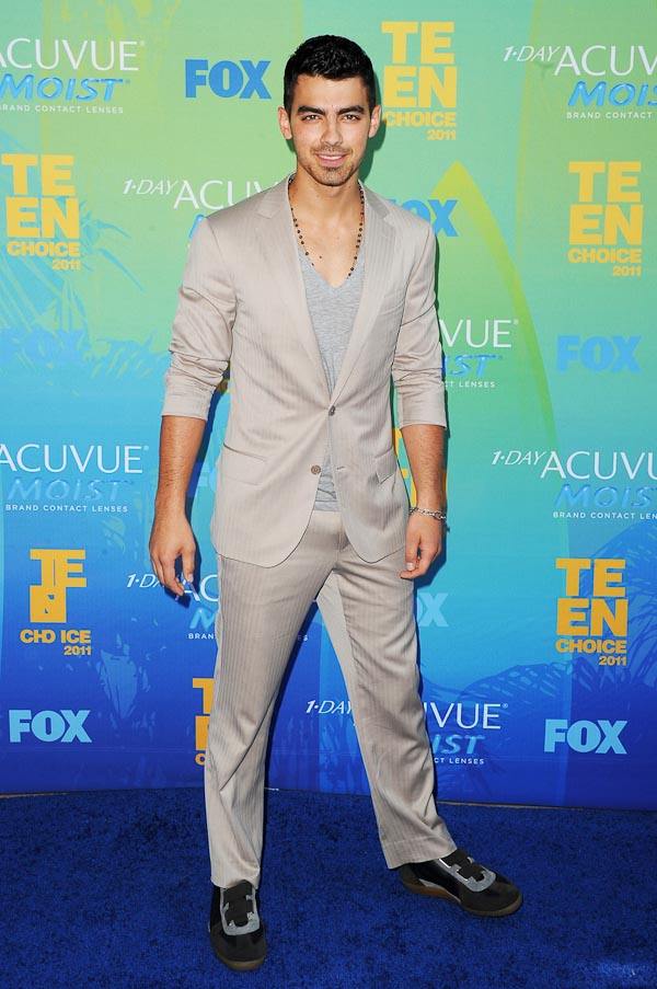 ชุดเริ่ดๆ & หล่อๆ ที่งาน Teen Choice Awards