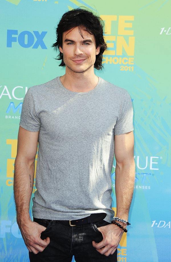 ชุดเริ่ดๆ & หล่อๆ ที่งาน Teen Choice Awards
