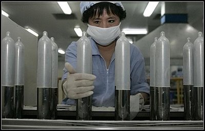 Inside a CONDOM Factory :: กว่าจะได้มาเป็นถุงยาง