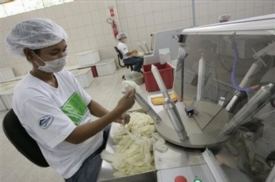 Inside a CONDOM Factory :: กว่าจะได้มาเป็นถุงยาง