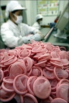 Inside a CONDOM Factory :: กว่าจะได้มาเป็นถุงยาง