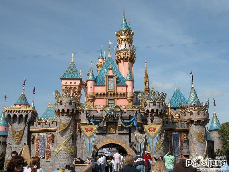 อันดับ 5. สวนสนุกดิสนีย์ (Disney)