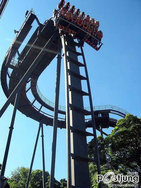 อันดับ 1อัลตั้น ทาวเวอร์ (Alton Towers)