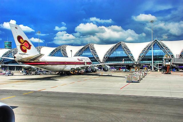 ร่วมส่งกำลังใจ ให้ท่าอากาศยานสุวรรณภูมิเป็นที่ 1 ของโลก