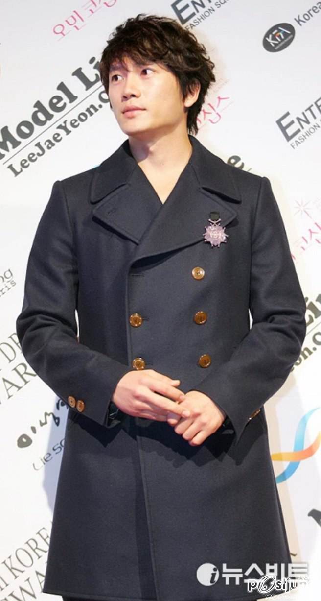 Ji Sung