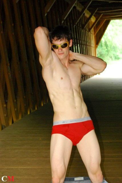 Ryan Sandefur หนุ่มหล่อผิวขาวน่าสัมผัส