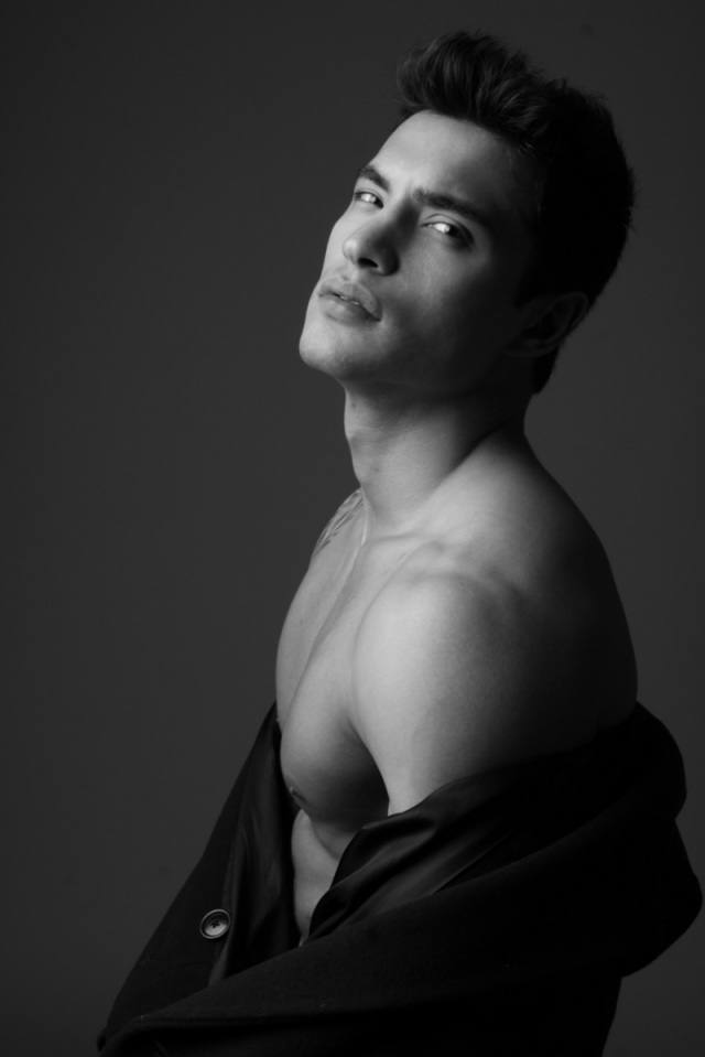 STEVEN PATENAUDE เข้มหล่อยิ้มสวย