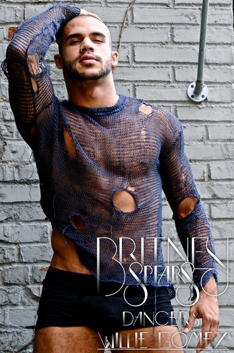 หนุ่นหล่อ Willie Gomez  จาก Britney