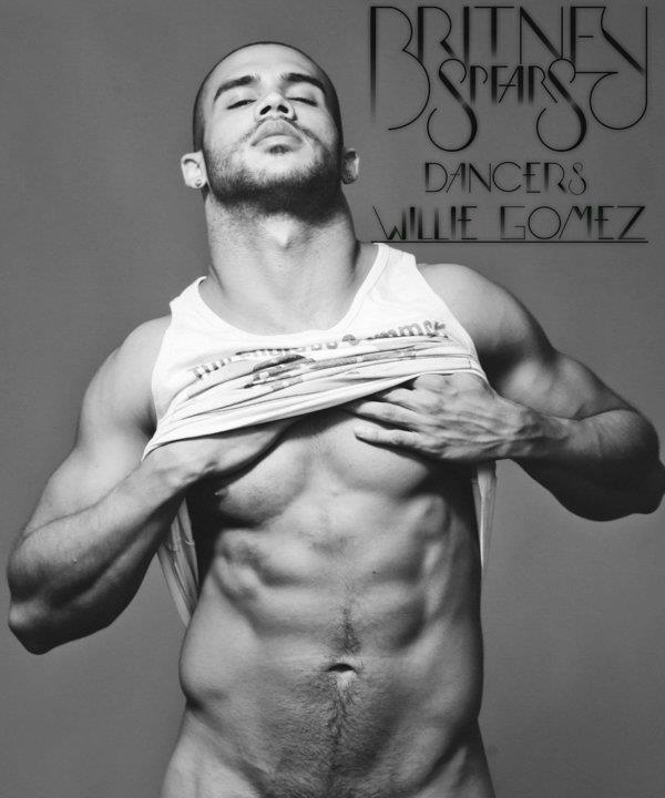หนุ่นหล่อ Willie Gomez  จาก Britney