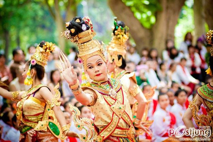 งานพิธีไหว้ครู &ldquo; นบไหว้สา ครูบาอาจารย์ศิลป์ &rdquo; คณะวิจิตรศิลป์ มช. 2554