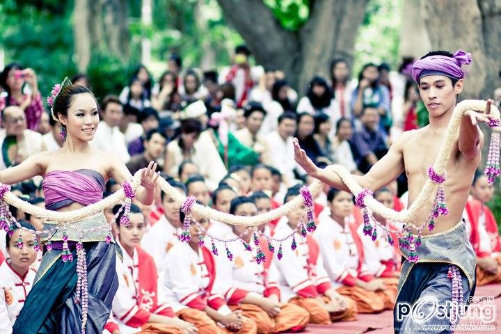 งานพิธีไหว้ครู &ldquo; นบไหว้สา ครูบาอาจารย์ศิลป์ &rdquo; คณะวิจิตรศิลป์ มช. 2554