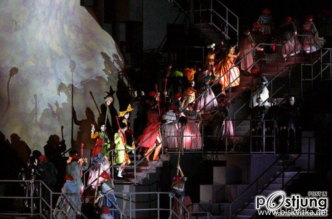 โรงละครโอเปร่า โรงละครแปลกตา การแสดงประทับใจ