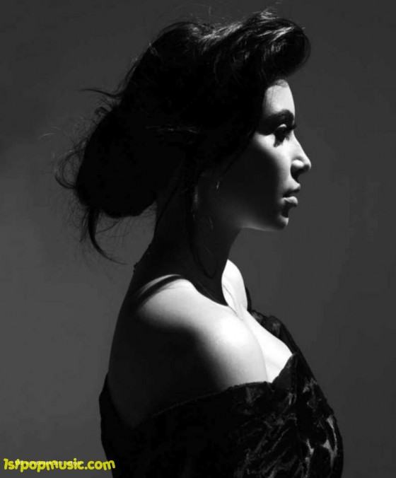 Kim Kardashian ขึ้นปกนิตยสาร InStyle &ndash; Australia (November 2011)