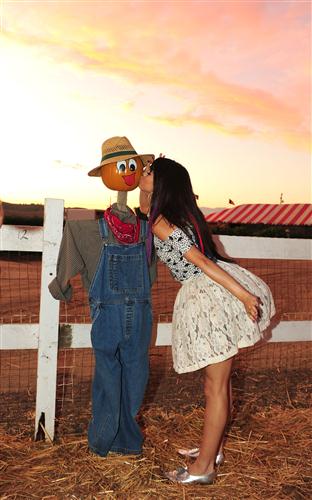 ภาพ Selena Gomez ถ่าย MV Hit The Lights!