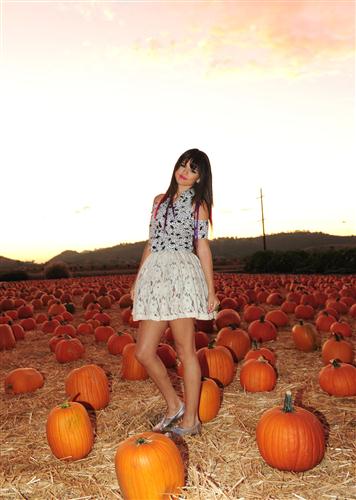ภาพ Selena Gomez ถ่าย MV Hit The Lights!