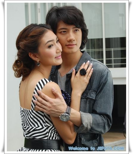 กระแสรักนอกจอฮอตจับ "แพนเค้ก" คู่ "เป้" อีกครั้งใน "คู่กรรม"