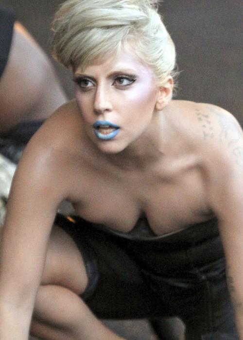 Lady Gaga Marry The Night ภาพ ถ่าย !!