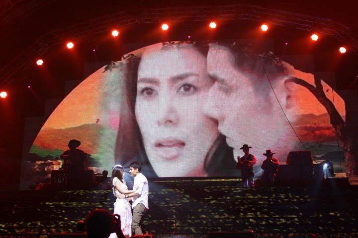 "เชอรี่ - อ่อม" โชว์หวาน @ ซุปตาร์ ON Stage