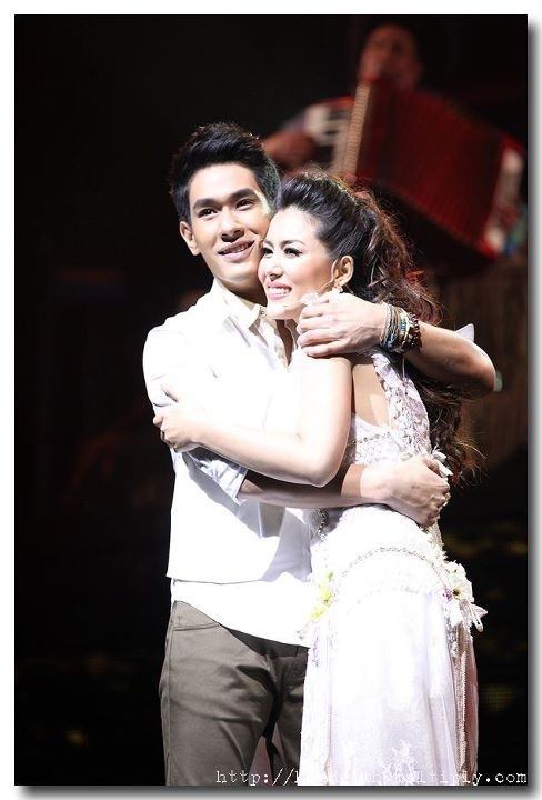"เชอรี่ - อ่อม" โชว์หวาน @ ซุปตาร์ ON Stage
