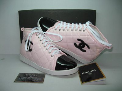 Chanel แบรนด์หรูอีกแบรนด์ค่ะ