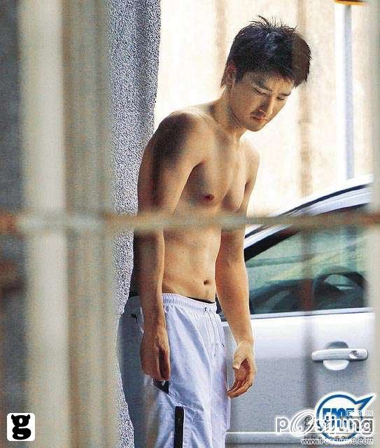 สองนักแสงนำของเรื่องmonga