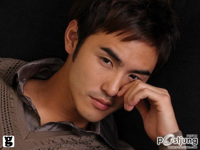 สองนักแสงนำของเรื่องmonga