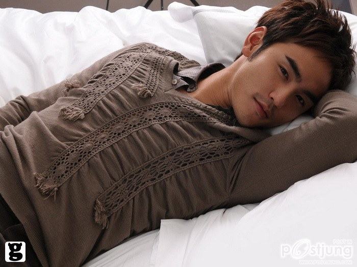 สองนักแสงนำของเรื่องmonga