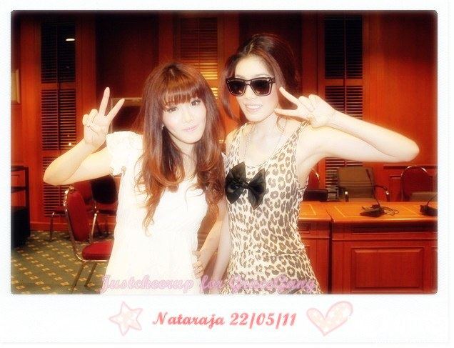 แจม เนย vs เกรซ แกรนด์ น่ารักใสๆค่ะ