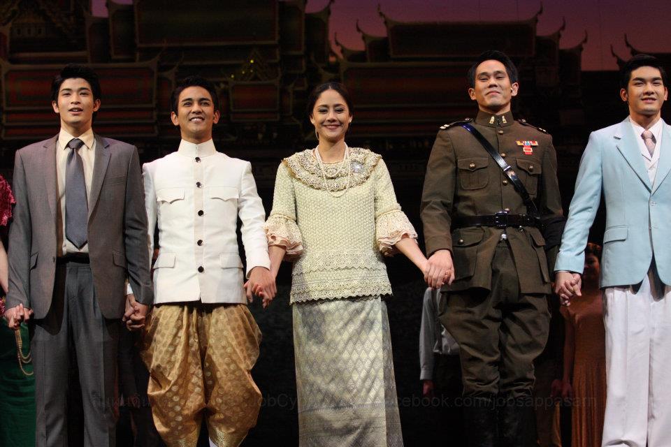 ตูมตาม  ในบท  'ตาอั้น'  @สี่แผ่นดิน the musical