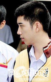 หนุ่มหล่อมัธยมน่ารัก
