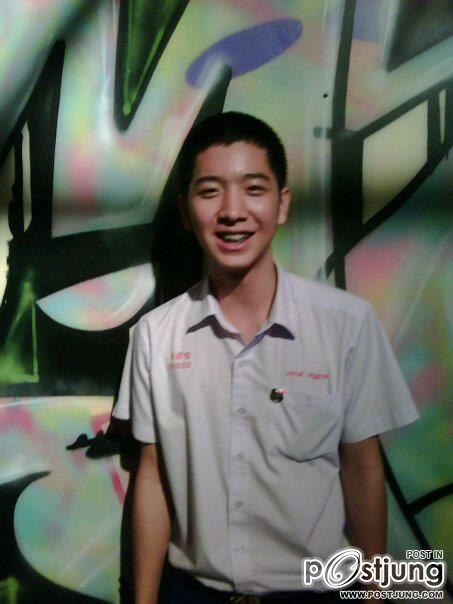 หนุ่มหล่อมัธยมน่ารัก