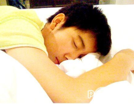 หนุ่มหล่อมัธยมน่ารัก