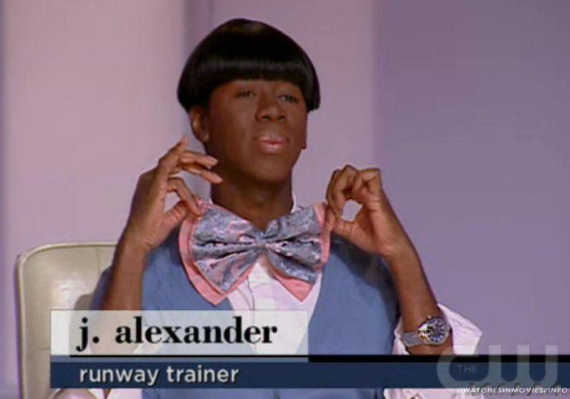 Miss J. Alexander  รันเวย์ ดีว่า เลิศเลอ ไม่มีใครเทียบ