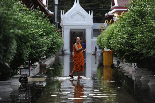 ประมวลภาพ น้ำท่วมกรุงเทพ จากสือเมืองนอก