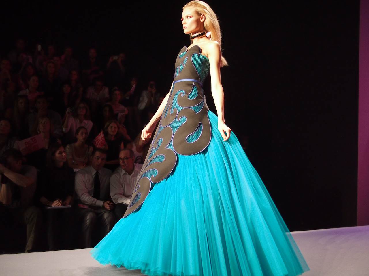VIKTOR & ROLF SPRING/SUMMER 2012