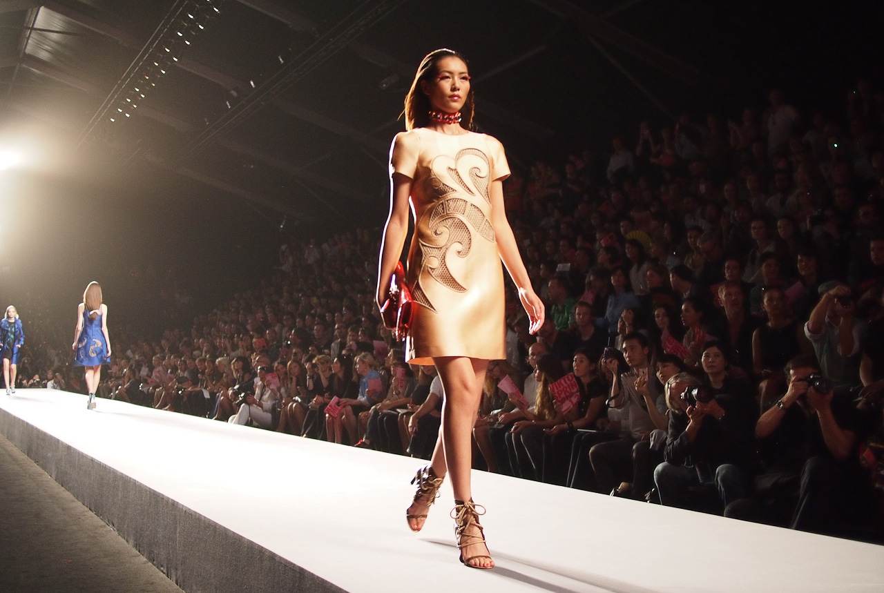 VIKTOR & ROLF SPRING/SUMMER 2012