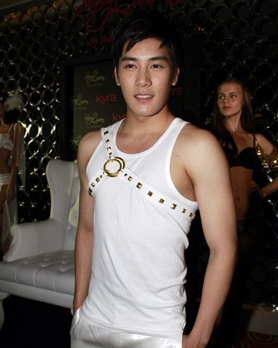 เคน ภูภูมิ โต้ เอ พาอัพหน้าใหม่ที่เกาหลี