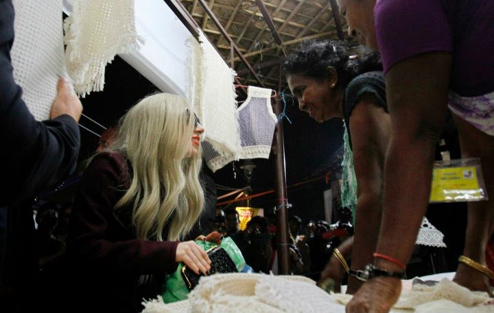 Lady Gaga 28.October.2011 Shopping in New Dehli