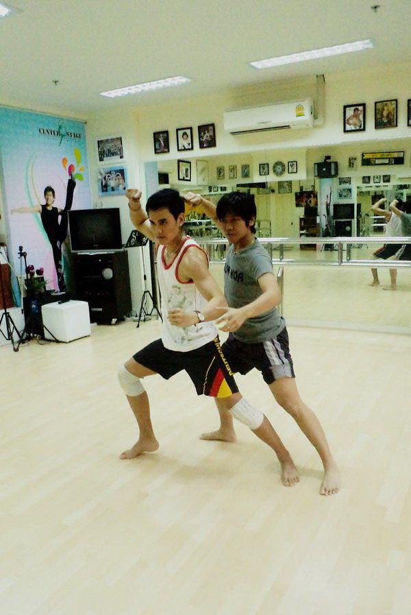โรงเรียนสอนนางงาม By สถาบันฯ Center Stage.