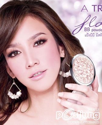 "อั้ม พัชราภา"เเชมป์พรีเซนเตอร์ mistine!!!