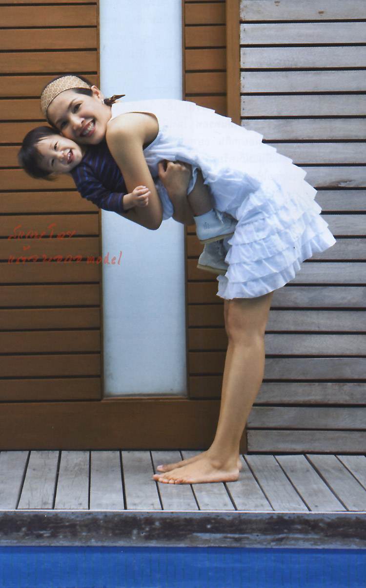 แม่หน่อย กับน้อง คุนนธรรม วงศ์พัวพัน