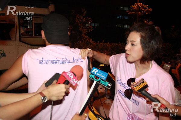 ป๋อ-เอ๋ คู่รัก คู่ฮา ฮาได้อีก!!!