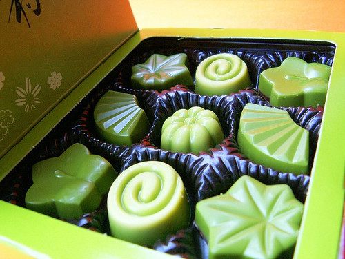 กินขนมต้อนรับช่วงเทศกาลกันค่ะ