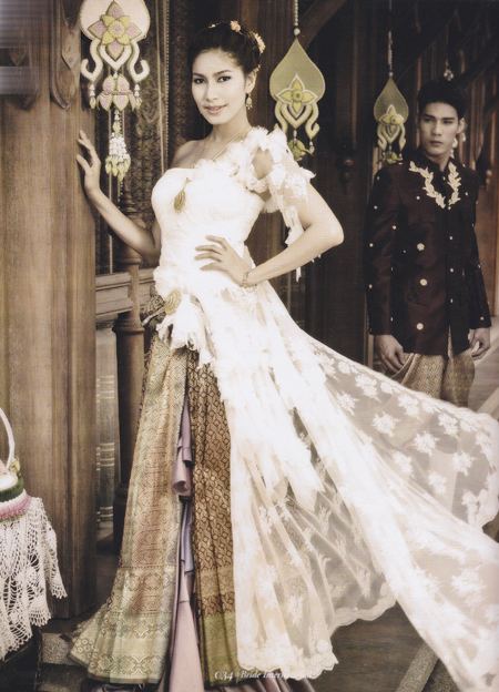 เมื่อนางเอก สวมใส่ชุดไทย ก็สวยวิจิตรงดงามไปอีกแบบ