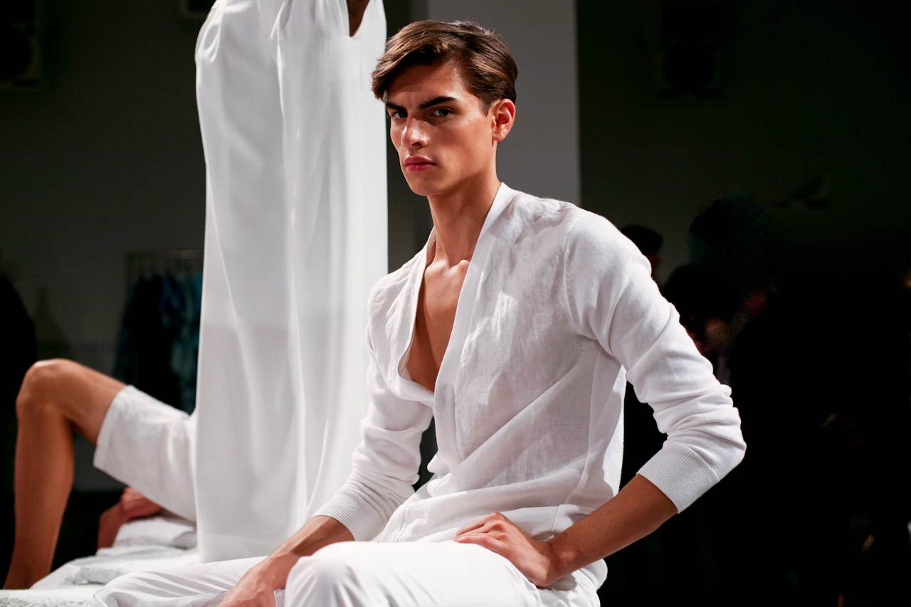 CALVIN KLEIN SPRING 2012 PRESENTATION