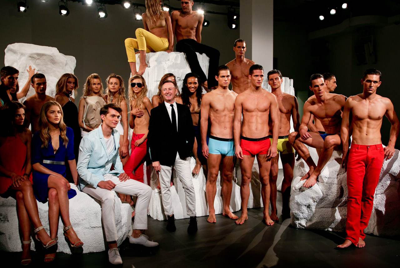 CALVIN KLEIN SPRING 2012 PRESENTATION