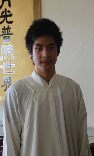 น้องนาวเดือนมช.หล่อดีค่ะ