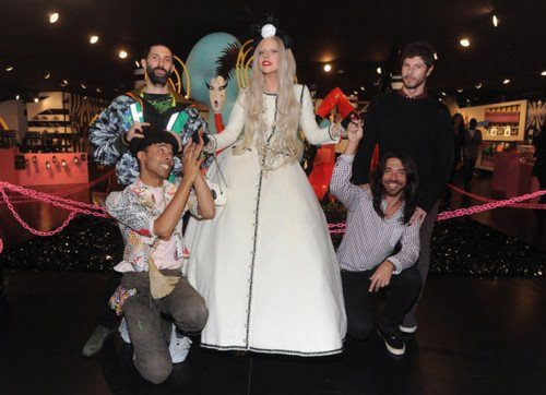 Lady Gaga Barney NYC กับชุดสวยๆของ Chanel